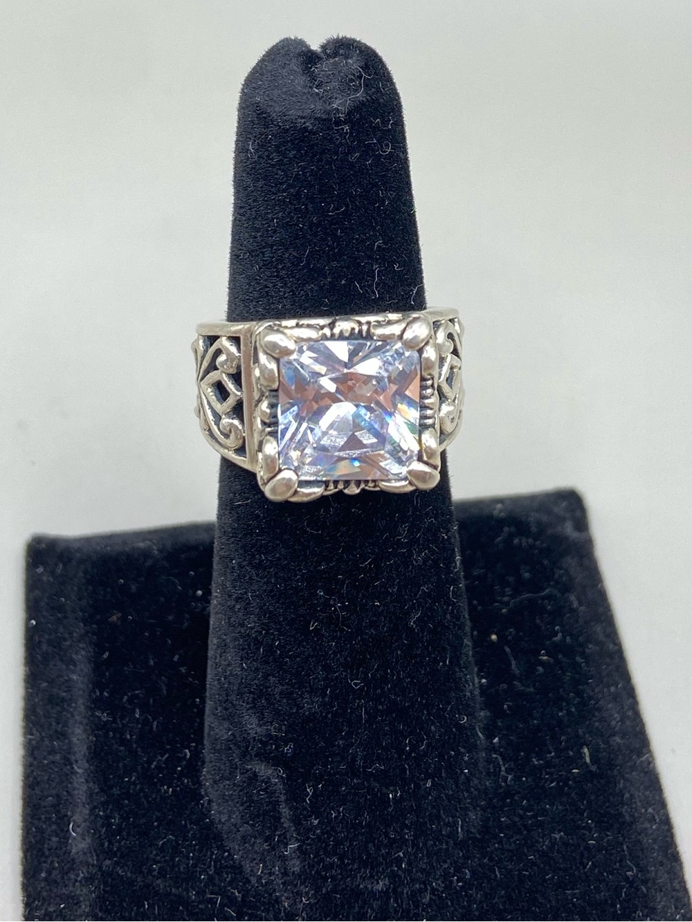 Silpada Sterling Silver Cubic Zirconia Uptown Ring